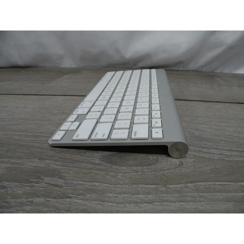 Apple Wireless Keyboard A1314 Bluetooth Compact Aluminum Mac OS X